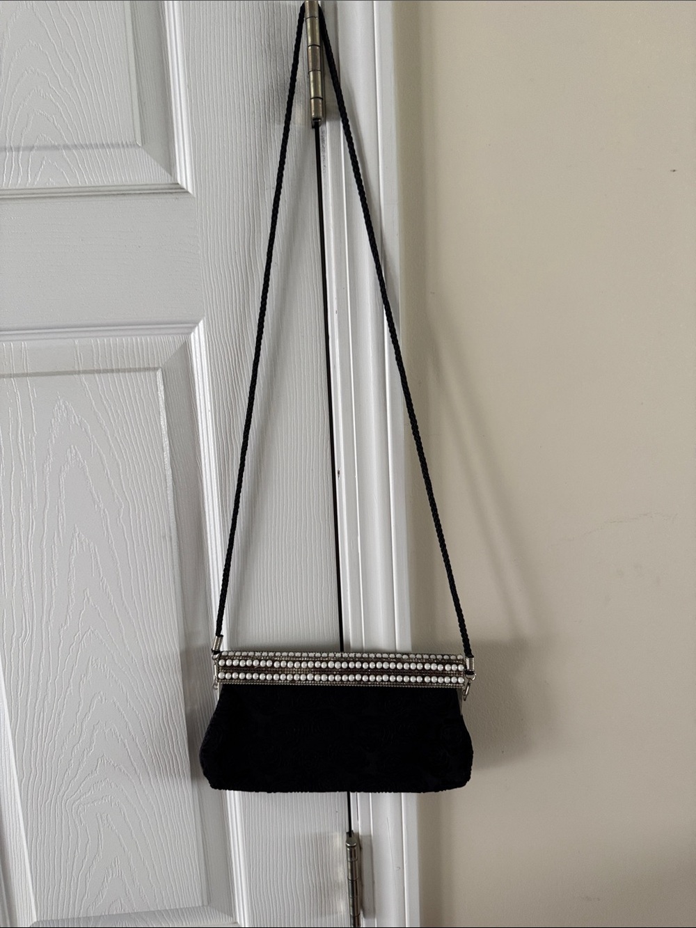 Nina Black Shoulder Clutch with Silver Beaded Frame